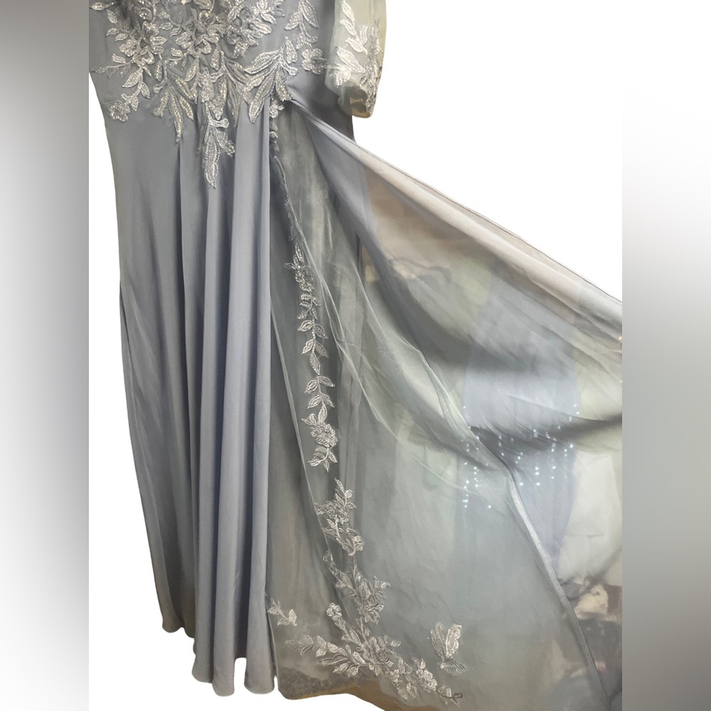 NWT Elegant Lace Overlay Blue Formal Dress - Picture 4 of 10